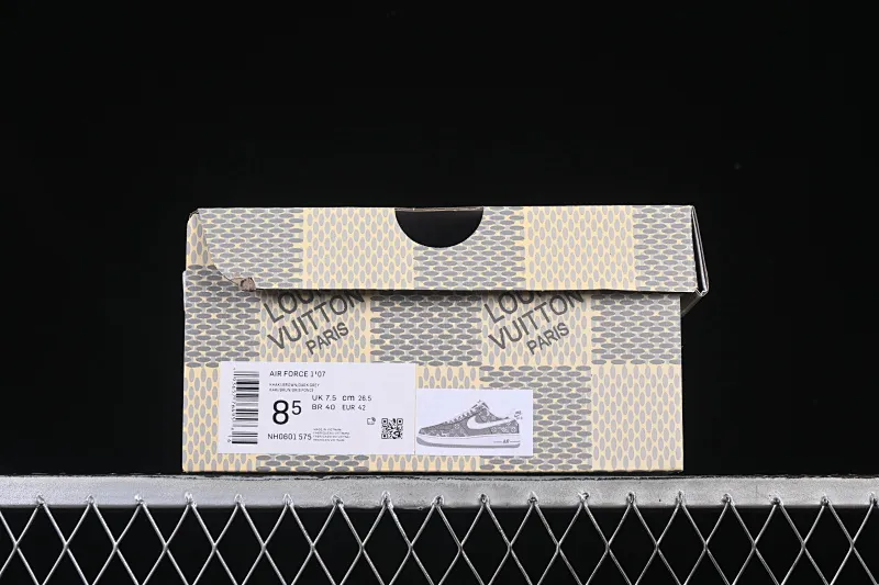 All categories Nk Air Force 1 Air Force series Nk Air Force 1 Low Air Force low-top Nike Air Force 1'07 Low joint gray and white print Air Force 1 low-top casual sneakers NH0601-575